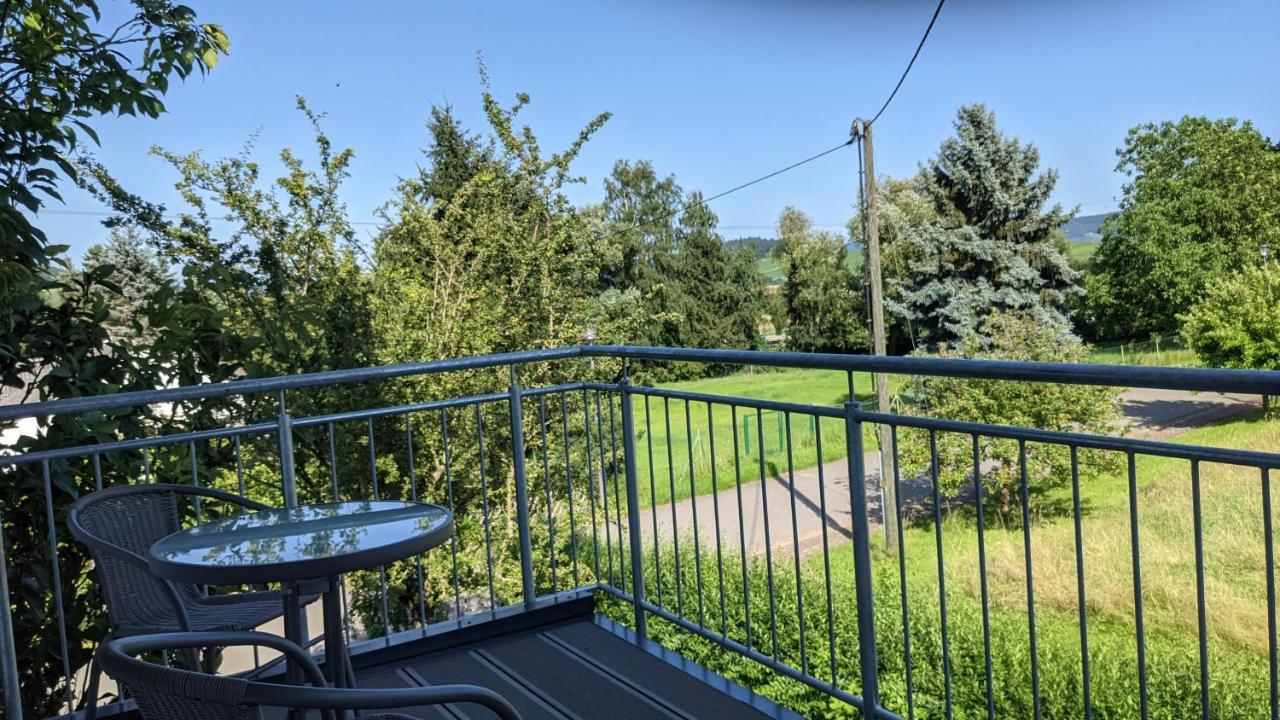 Weingut Harald Ludwig Apartment Osann-Monzel Exterior foto